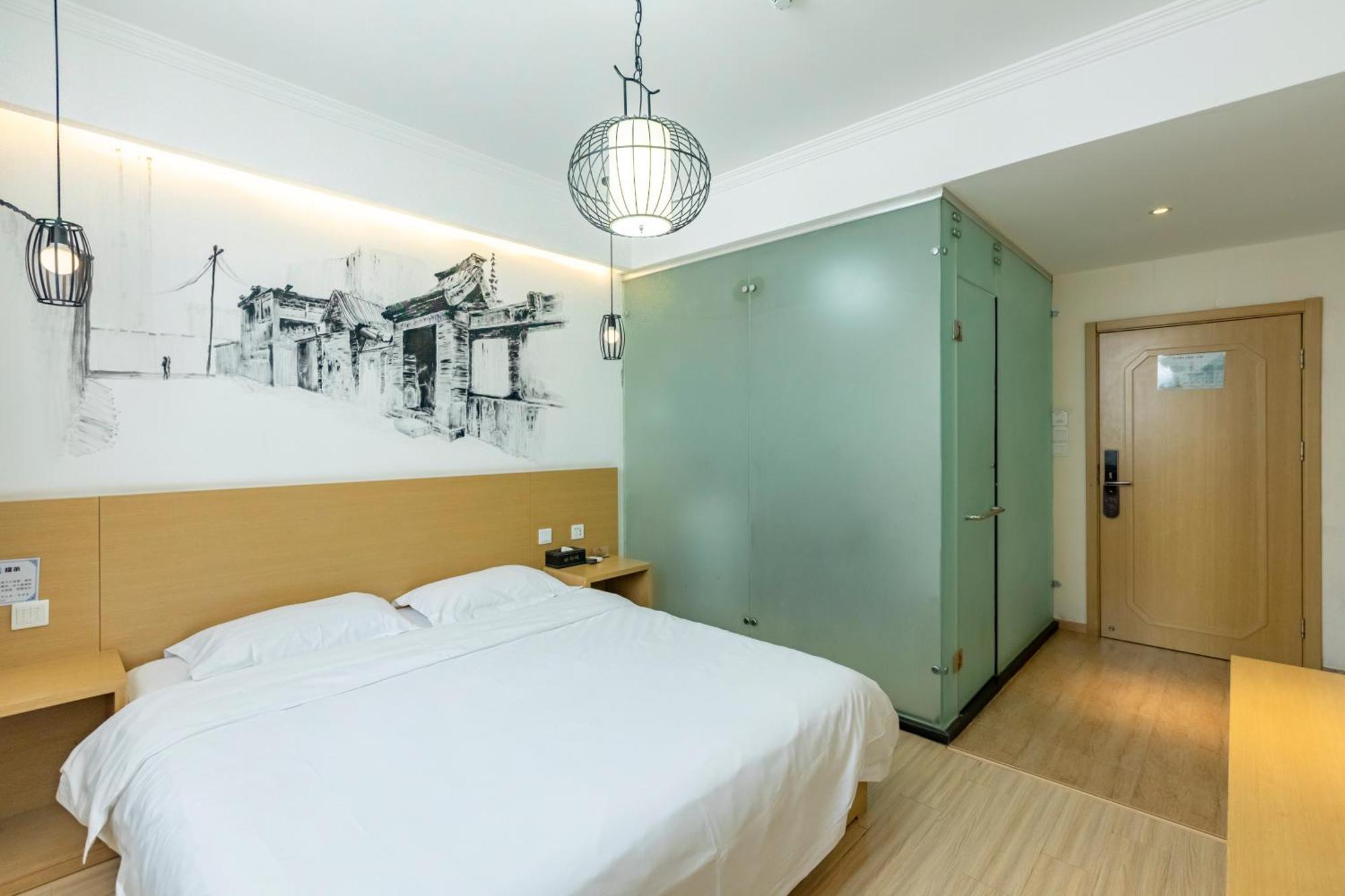 Happy Dragon City Center Alley Hotel -In The City Center With Big Window&Heater, Ticket Service&Free Coffee&Food Recommendation,Near Tian Anmen Forbiddencity,Easy To Get Traditional Walking Area&Shichahai Pekín Exterior foto
