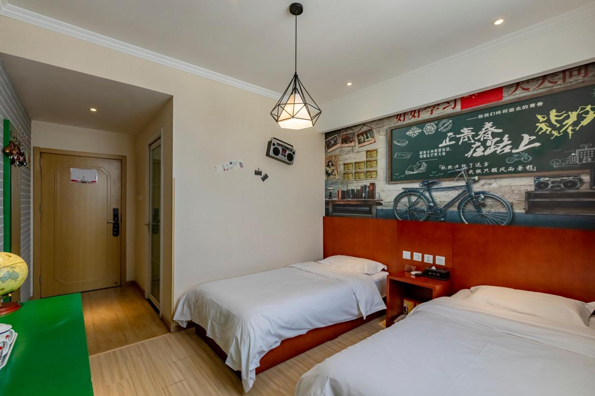 Happy Dragon City Center Alley Hotel -In The City Center With Big Window&Heater, Ticket Service&Free Coffee&Food Recommendation,Near Tian Anmen Forbiddencity,Easy To Get Traditional Walking Area&Shichahai Pekín Exterior foto